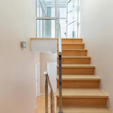 Apartment Orlowo Park - Spacious With Winter Garden By Renters *