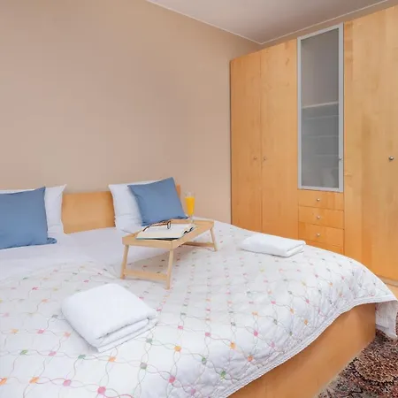 Orlowo Park - Spacious With Winter Garden By Renters Lejlighed *
