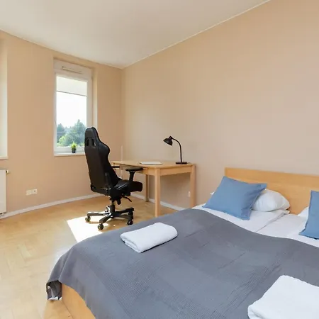 Orlowo Park - Spacious With Winter Garden By Renters * Gdynia