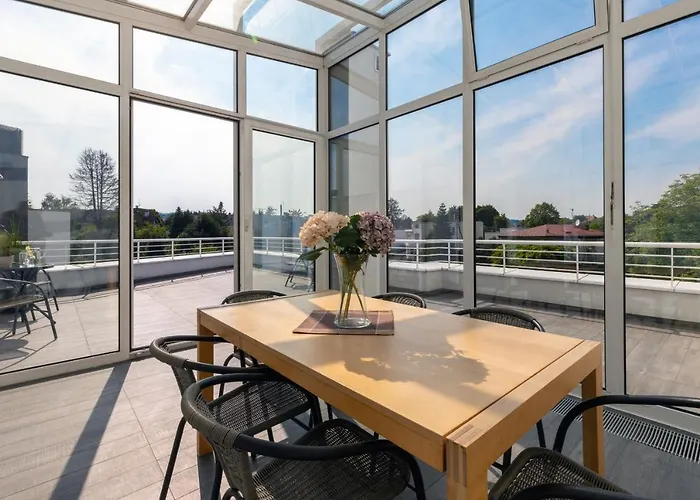 Orlowo Park - Spacious With Winter Garden By Renters * גדינייה