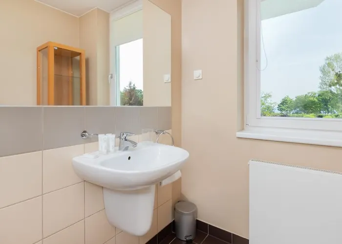 Orlowo Park - Spacious With Winter Garden By Renters דירה *