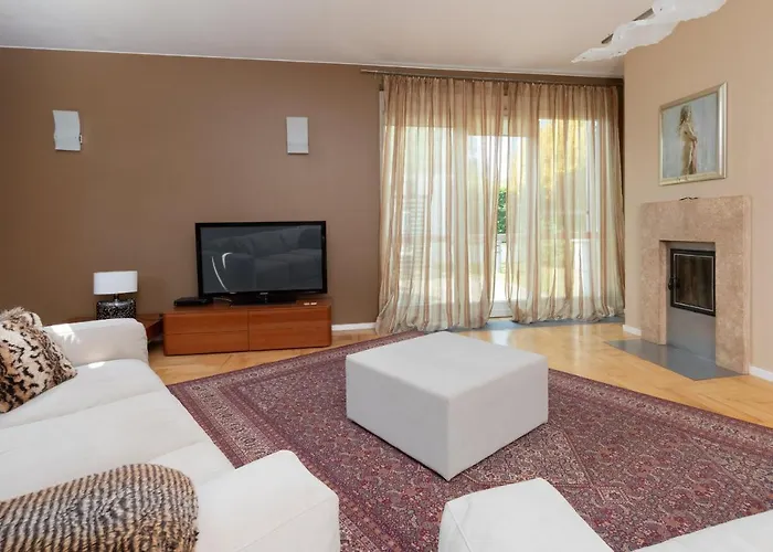 Orlowo Park - Spacious With Winter Garden By Renters * גדינייה